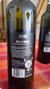 AC DC Wein kaufen, Hells Bells, Sauvignon, hinteres Etikett